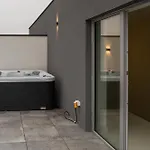 Eclat Butique Jacuzzi *