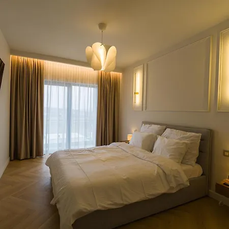 Eclat Butique Jacuzzi Apartmán