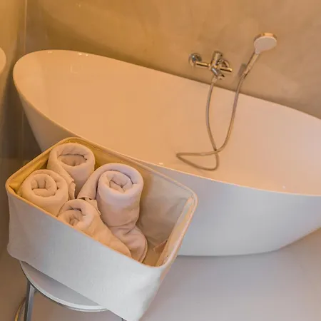 Apartmán Eclat Butique Jacuzzi Kluž