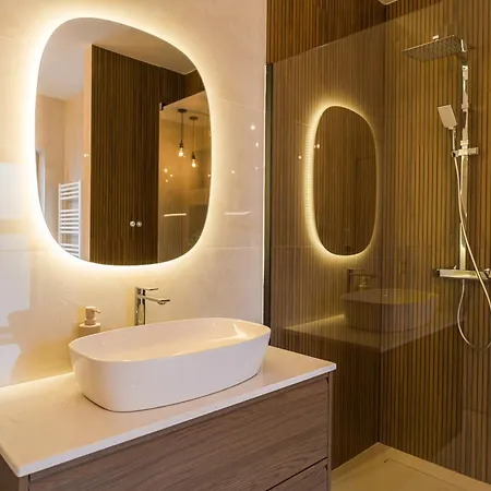 Eclat Boutique Jacuzzi Apartman