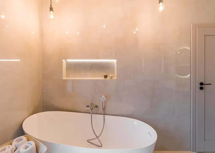 Apartment Eclat Butique Jacuzzi