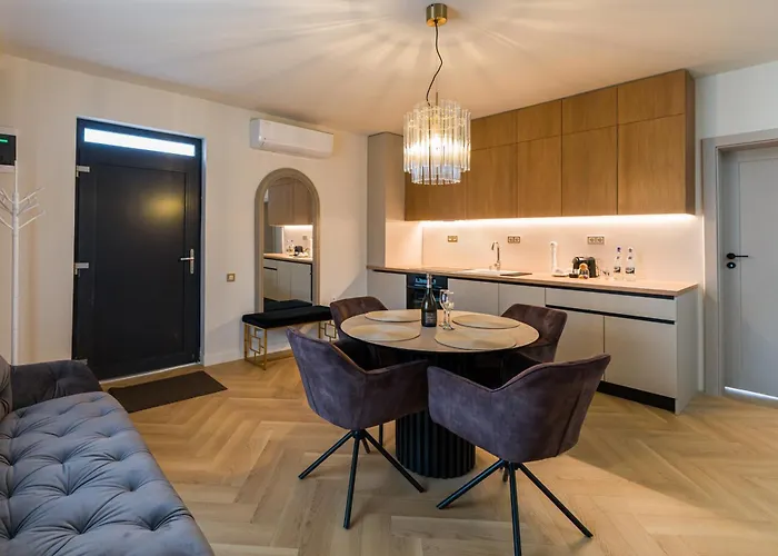 Apartment Eclat Butique Jacuzzi